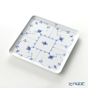 ロイヤルコペンハーゲン (Royal Copenhagen) ブルー フルーテッド プレイ